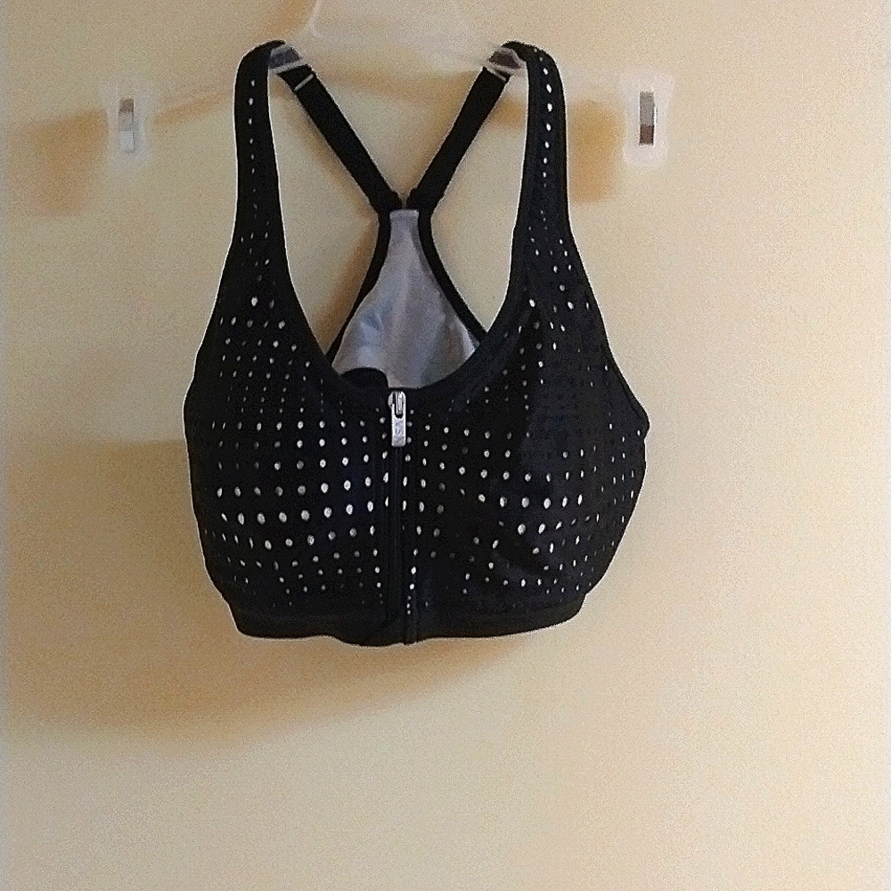 Victoria's secret sports bra, size 34B, black/white